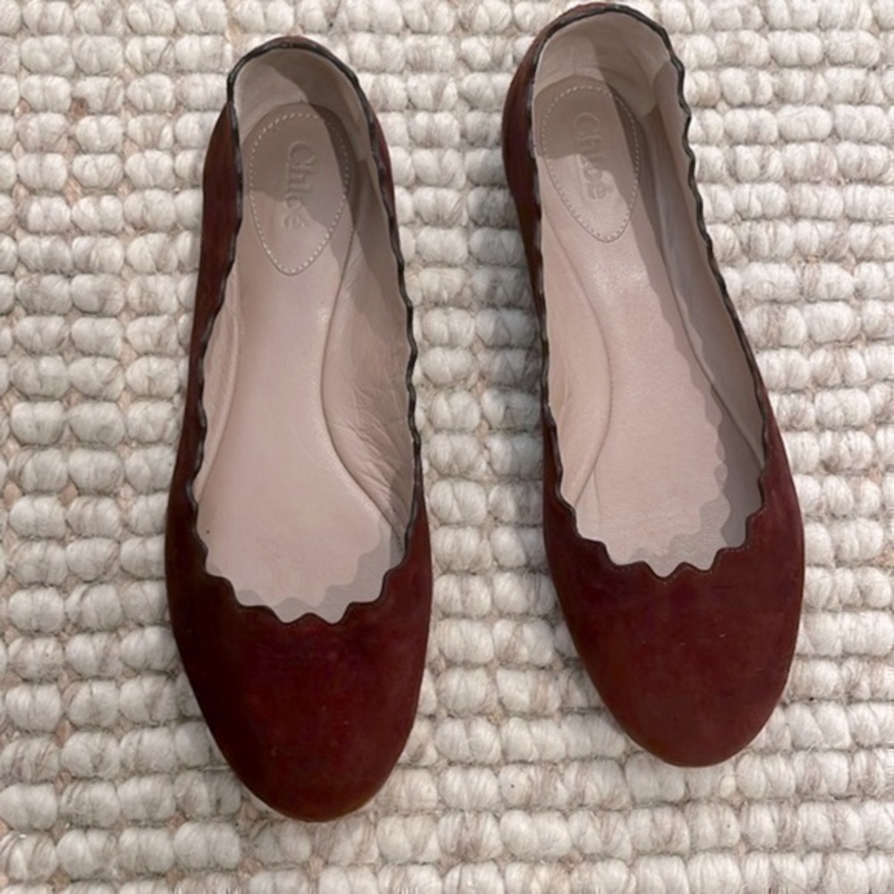 Maroon Chloe flats- uppers in perfect condition